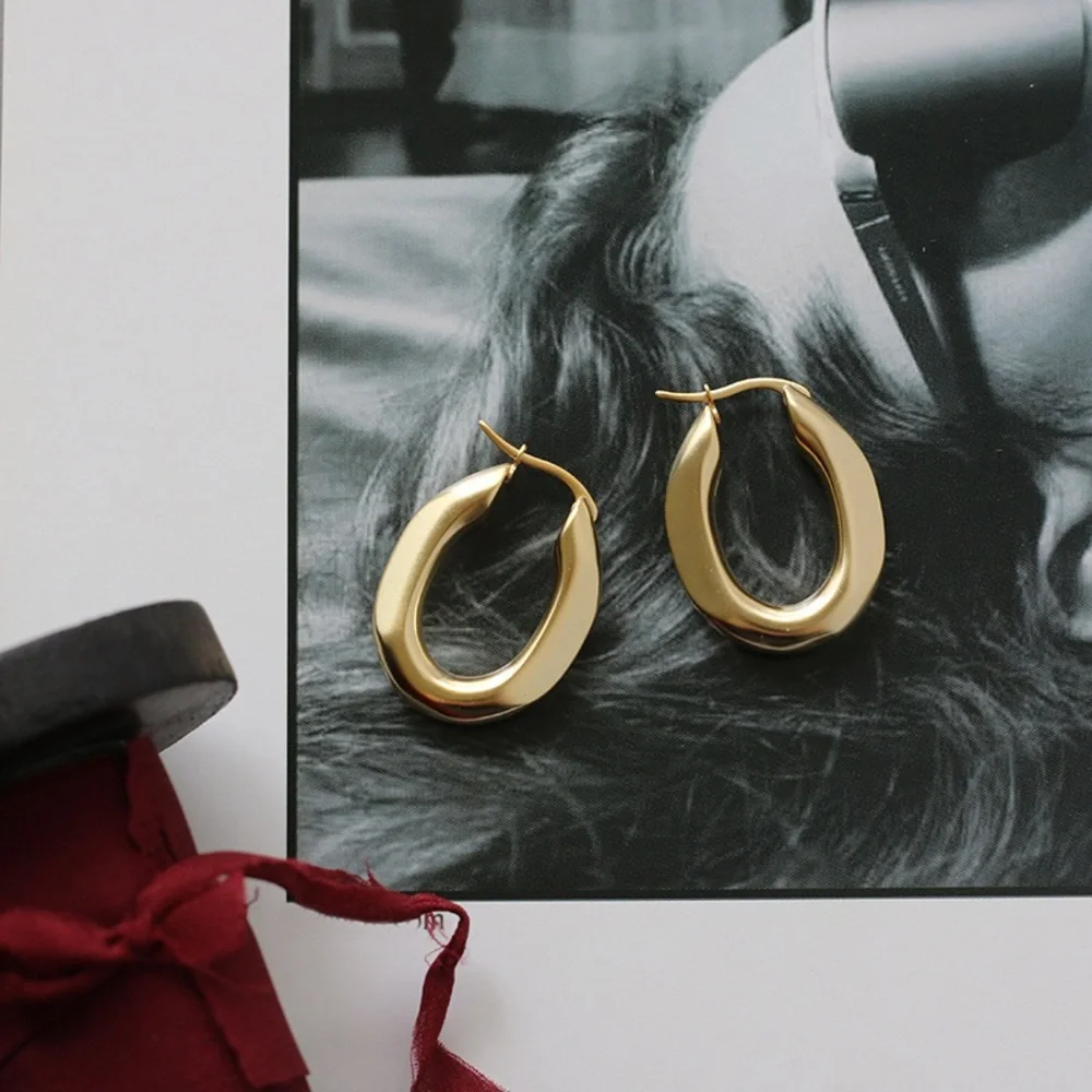 CLOSING SALE! ✨18K Gold Plated Bold Matte Oval Hoop Earrings - Picture 6 of 6